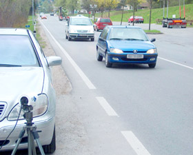 Bild von Kamera am Stra�enrand